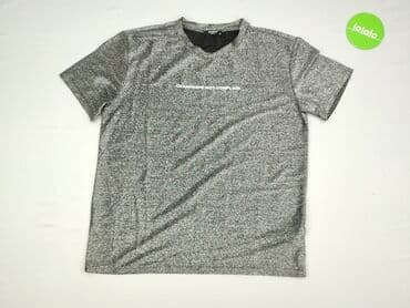 vans custom t shirty: Reserved, Women`s T-shirt, size M (EU 38) — 2