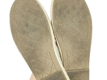 buty emu z ccc: Лофери та туфлі жіночі, 39 на lalafo.pl — 5 buty emu z ccc: Лофери та туфлі жіночі, 39 — 5