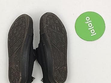 sweter bolerko: Trampki 34, Używany — 3