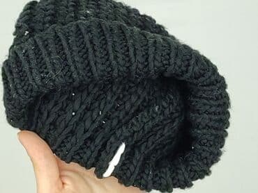 Hats and caps: Cap, Female, condition - Very good — 5