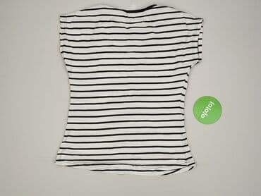 Ubrania damskie: T-shirt damski, rozmiar M — 3