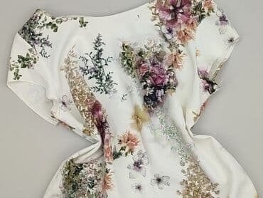 bluzka damska z kwiatem: Bluzka damska, rozmiar M — 1