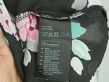 top marks: H&M Divided, Women`s top, size XS — 6