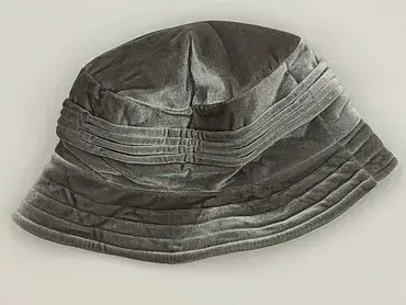 Hat, Female, condition - Very good