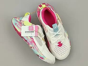 Buty sportowe Decathlon, 32, Nowy