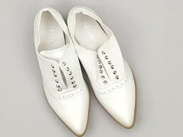 Flyfor, Лофери та туфлі жіночі, розмір 39