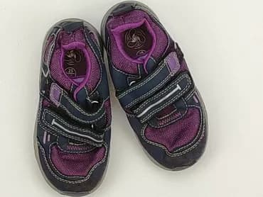 Buty sportowe 21, Używany