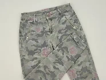 Damskie spodnie w kamuflażowy wzór z różami - Rozmiar: S (na metce) -