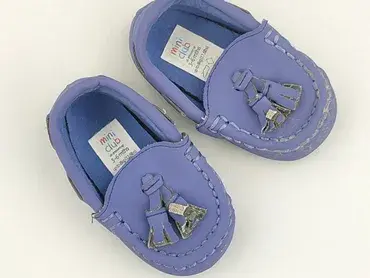 Slippers 18, Used