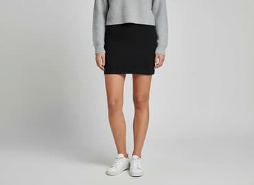 spódnice skórzane na gumce: Women`s skirt, size S at lalafo.pl — 1 spódnice skórzane na gumce: Women`s skirt, size S — 1