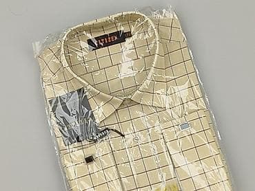 levis t shirt basic: Сорочка для чоловіків, розмір 2XL на lalafo.pl — 1 levis t shirt basic: Сорочка для чоловіків, розмір 2XL — 1