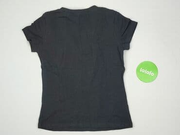 44 t shirts: Футболка жіноча, розмір M на lalafo.pl — 3 44 t shirts: Футболка жіноча, розмір M — 3