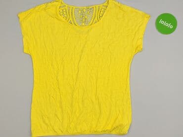 czerwona bluzki z bufkami: Women's blouse, XL at lalafo.pl — 2 czerwona bluzki z bufkami: Women's blouse, XL — 2