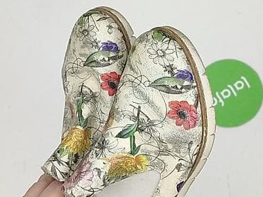 Лофери та туфлі: Лофери та туфлі жіночі, розмір 37 на lalafo.pl — 5 Лофери та туфлі: Лофери та туфлі жіночі, розмір 37 — 5