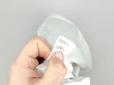 identic basic t shirt: Футболка жіноча, розмір XS на lalafo.pl — 4 identic basic t shirt: Футболка жіноча, розмір XS — 4