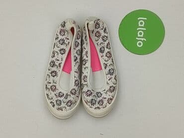 buty dla mamy i córki: Балетки 32, стан - Дуже гарний на lalafo.pl — 2 buty dla mamy i córki: Балетки 32, стан - Дуже гарний — 2