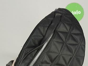 Bags and backpacks: Bumbag, condition - Very good at lalafo.pl — 4 Bags and backpacks: Bumbag, condition - Very good — 4