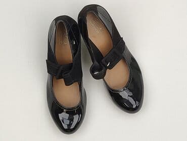 Clarks, Flat shoes for women, size 37.5 at lalafo.pl Clarks, Flat shoes for women, size 37.5