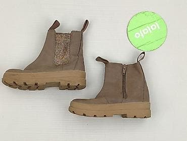 pull and bear sandaly: Чоботи H&M, 27, Б/в на lalafo.pl — 2 pull and bear sandaly: Чоботи H&M, 27, Б/в — 2