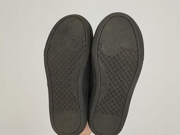 sukienka i kozaki za kolano: Балерини 15 і менше, стан - Дуже гарний на lalafo.pl — 4 sukienka i kozaki za kolano: Балерини 15 і менше, стан - Дуже гарний — 4