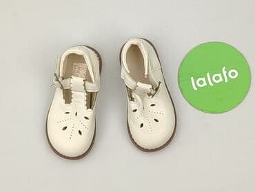 Дитячий світ: Взуття для немовлят, 23, стан - Ідеальний на lalafo.pl — 3 Дитячий світ: Взуття для немовлят, 23, стан - Ідеальний — 3