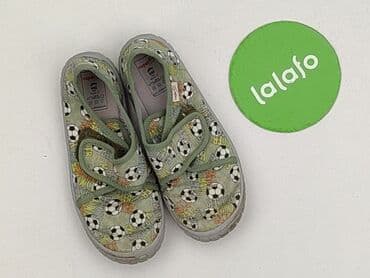 buty do gry w piłkę nożną dla dzieci: Капці 28, Б/в на lalafo.pl — 2 buty do gry w piłkę nożną dla dzieci: Капці 28, Б/в — 2