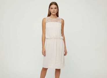 zwiewne sukienki z szyfonu na wesele: Сукня жіноча, розмір S на lalafo.pl — 1 zwiewne sukienki z szyfonu na wesele: Сукня жіноча, розмір S — 1