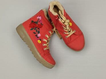 kurtka karl lagerfeld: Чоботи 34, Б/в на lalafo.pl — 1 kurtka karl lagerfeld: Чоботи 34, Б/в — 1