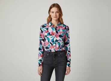 Women`s shirt, size S at lalafo.pl Women`s shirt, size S