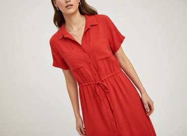 Сукня жіноча, розмір M на lalafo.pl Сукня жіноча, розмір M