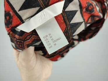 hm joggery damskie: H&M, Жіноча блуза, M на lalafo.pl — 6 hm joggery damskie: H&M, Жіноча блуза, M — 6