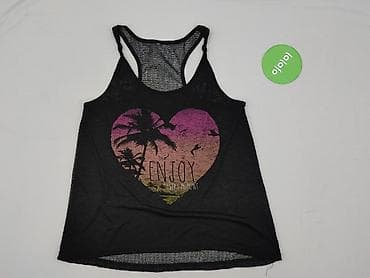 buty techwear: Футболка жіноча, розмір S на lalafo.pl — 2 buty techwear: Футболка жіноча, розмір S — 2