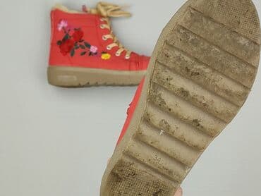 kurtka karl lagerfeld: Чоботи 34, Б/в на lalafo.pl — 4 kurtka karl lagerfeld: Чоботи 34, Б/в — 4