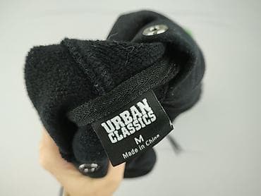 t shirt basic uniqlo: Urban Classics, Кофта з каптуром жіноча, розмір M на lalafo.pl — 4 t shirt basic uniqlo: Urban Classics, Кофта з каптуром жіноча, розмір M — 4