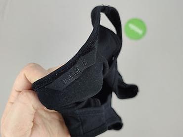 tommy hilfiger t shirty basic: Diverse, Women`s top, size M at lalafo.pl — 4 tommy hilfiger t shirty basic: Diverse, Women`s top, size M — 4