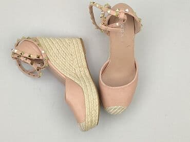 jakie buty do srebrnej sukienki: Босоніжки жіночі, 39 на lalafo.pl — 1 jakie buty do srebrnej sukienki: Босоніжки жіночі, 39 — 1