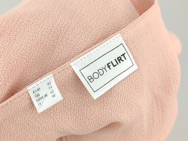 czerwona bluzki z bufkami: Bodyflirt, Women's blouse, M at lalafo.pl — 4 czerwona bluzki z bufkami: Bodyflirt, Women's blouse, M — 4