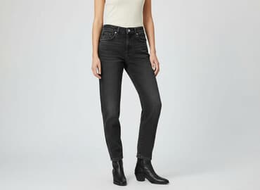 Bershka, Джинси жіночі, розмір XS на lalafo.pl Bershka, Джинси жіночі, розмір XS