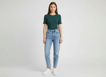 jaka koszulka do zielonych spodni: Sinsay, Футболка жіноча, розмір L на lalafo.pl — 1 jaka koszulka do zielonych spodni: Sinsay, Футболка жіноча, розмір L — 1