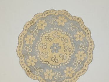 Serwetka 32 x 32, kolor - Beżowy, stan - Idealny w lalafo.pl — 1 Serwetka 32 x 32, kolor - Beżowy, stan - Idealny — 1