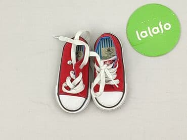 Дитячий світ: Взуття для немовлят, 20, стан - Дуже гарний на lalafo.pl — 2 Дитячий світ: Взуття для немовлят, 20, стан - Дуже гарний — 2