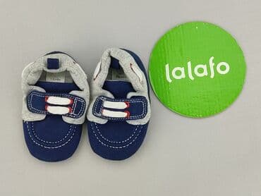 buty nylon red: Взуття для немовлят, 15 і менше, стан - Ідеальний на lalafo.pl — 2 buty nylon red: Взуття для немовлят, 15 і менше, стан - Ідеальний — 2